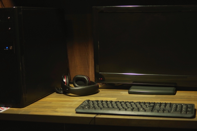 ネカフェへ逃げる