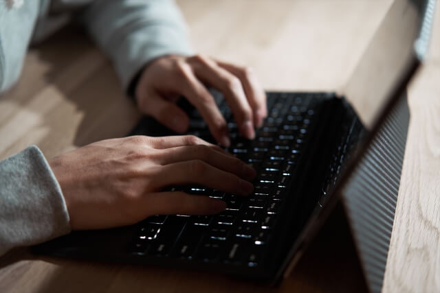 「在籍確認なし」で勧誘する注意すべき悪質ソフト闇金業者5選